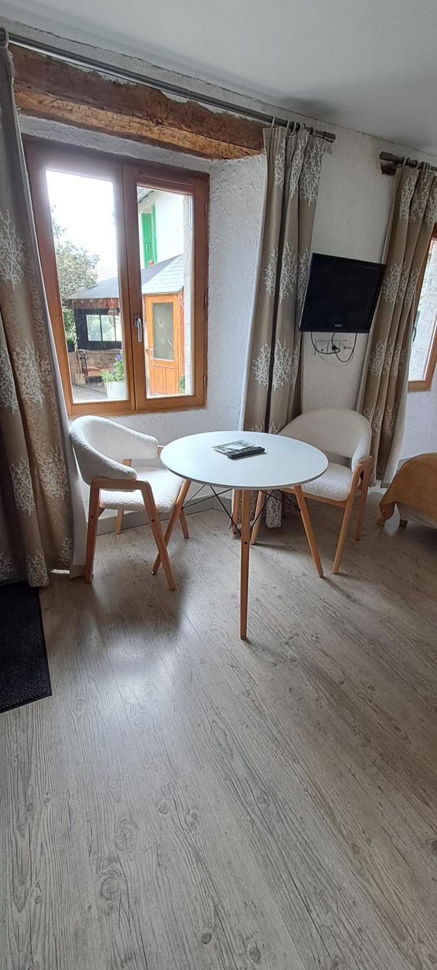 Le Grenier Des Moineaux Bed & Breakfast Font-Romeu-Odeillo-Via Bagian luar foto